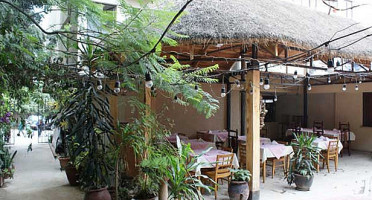 Antica Bar Restaurant Bole አንቲካ ባርና ሬስቶራንት ቦሌ Exterior