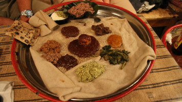 Desalech Kitfo Comida