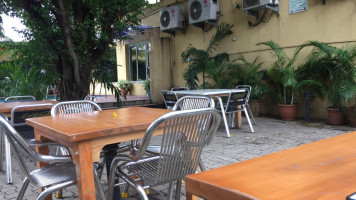 La Mango And Lounge Ikeja Gra Dentro