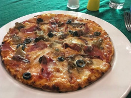 Antica Bar Restaurant Bole አንቲካ ባርና ሬስቶራንት ቦሌ Comida