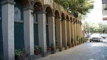 Antica Bar Restaurant Bole አንቲካ ባርና ሬስቶራንት ቦሌ Comida