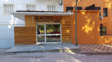 Zikoto Sushi Exterior