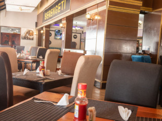 Zambezi Junction Lodge Serengeti